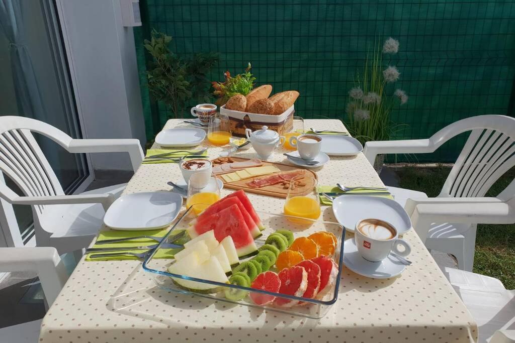 Enjoy Days Of Dreams In Paradise, 2 Bedroom With Pool Holiday home